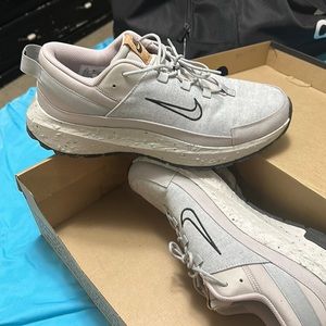 10.5 nike crater remixa NEW